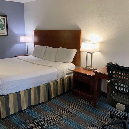 Travelodge By Wyndham Mobile Al Eksteriør billede