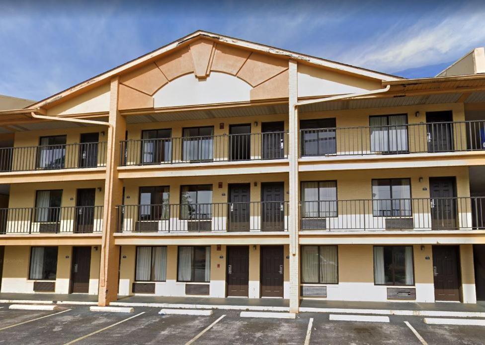 Travelodge By Wyndham Mobile Al Eksteriør billede